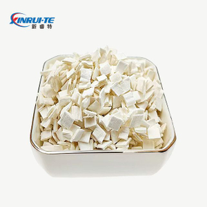 Fibres de cellulose en flocons d'armement en béton pour la construction de la maison de route