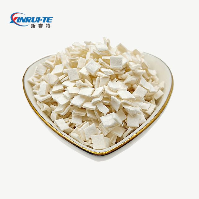 Fibres de cellulose en flocons d'armement en béton pour la construction de la maison de route